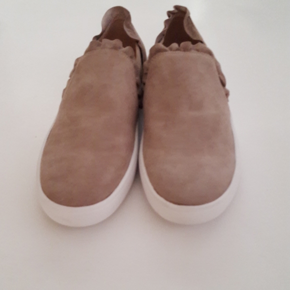 Kate Spade NY Suede Sneaker NWOT - Picture 7 of 10
